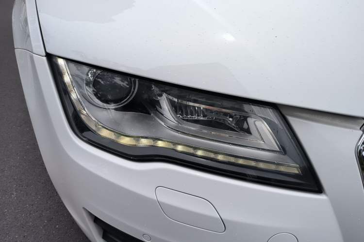 Used Audi A7 2013 50 TFSI quattro Comfort trim Right Front Headlight