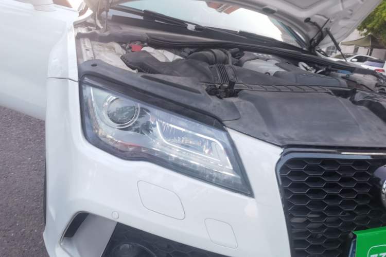 Used Audi A7 2013 50 TFSI quattro Comfort trim Right Front Headlight