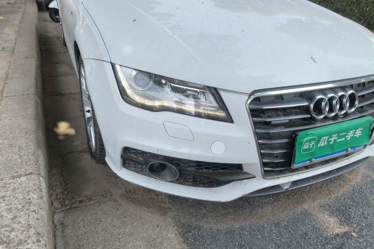 Used Audi A7 2013 50 TFSI quattro Luxury Model Right Front Headlight