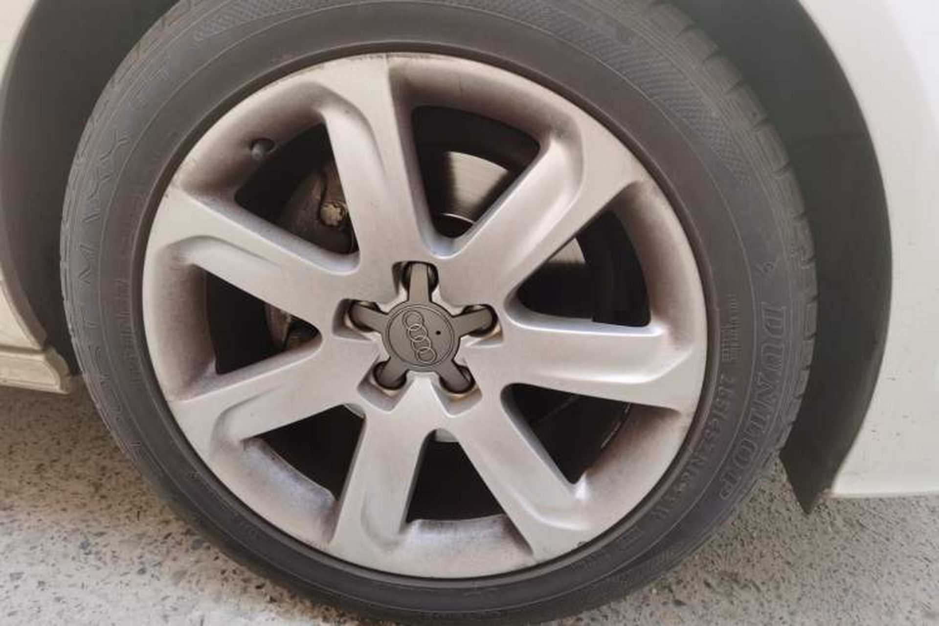Used Audi A7 2013 30 FSI Standard Edition Right Front Wheel Hub