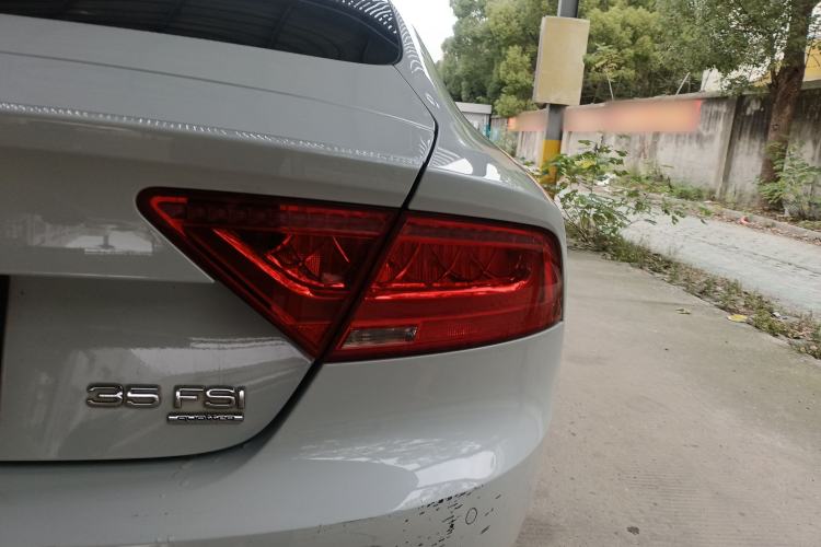 Used Audi A7 2013 35 FSI quattro Ambition Edition Right Rear Taillight