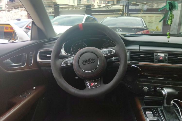 Used Audi A7 2013 50 TFSI quattro Comfort trim Steering Wheel