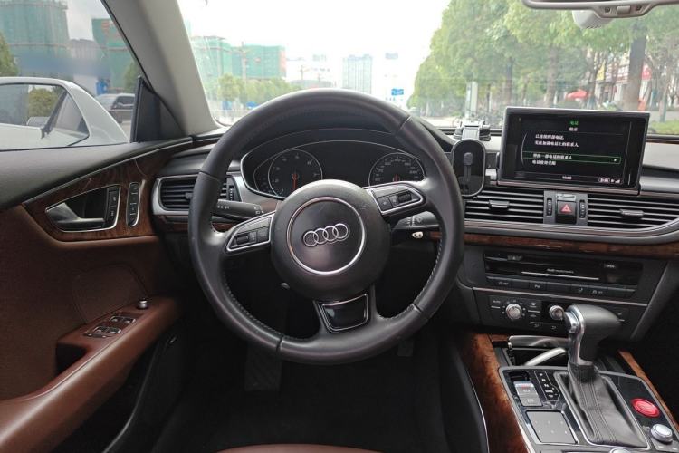 Used Audi A7 2013 50 TFSI quattro Comfort trim Steering Wheel