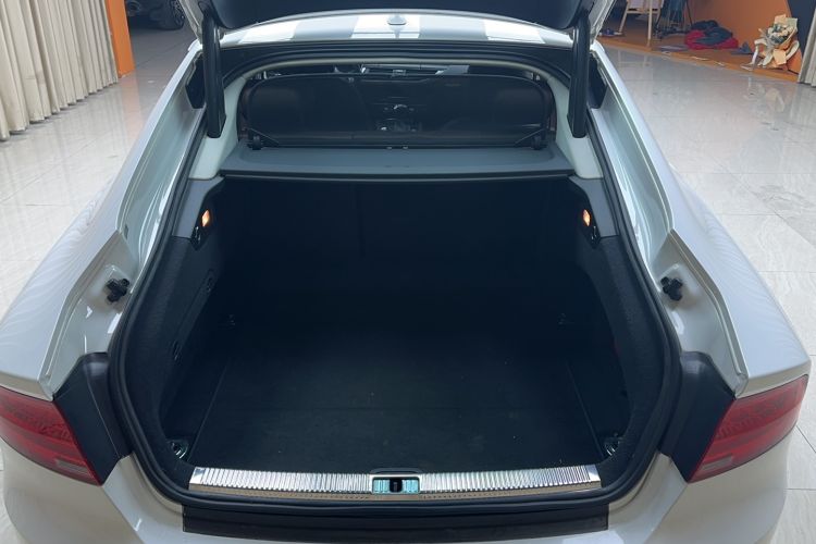 Used Audi A7 2013 50 TFSI quattro Comfort trim Trunk