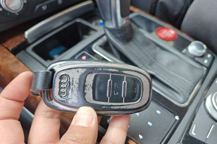 Used Audi A7 2013 50 TFSI quattro Comfort trim Vehicle Key