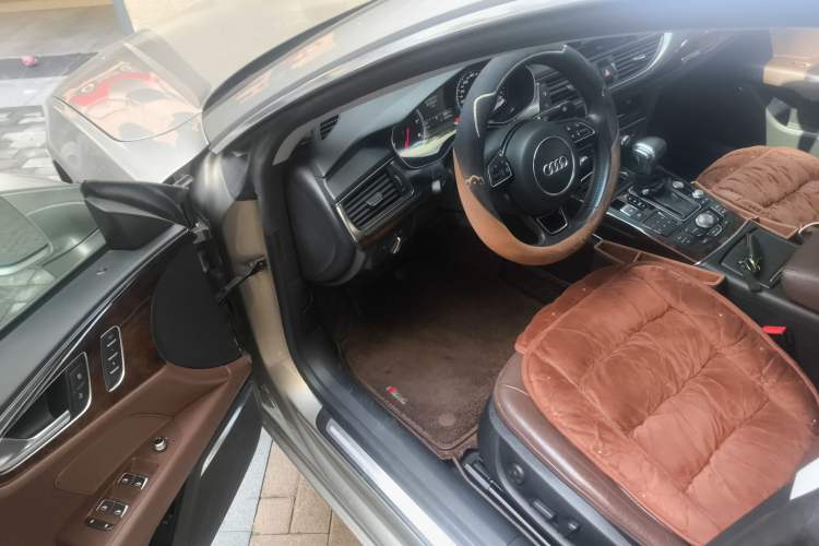 Used Audi A7 2013 50 TFSI quattro Comfort trim Driver Seat