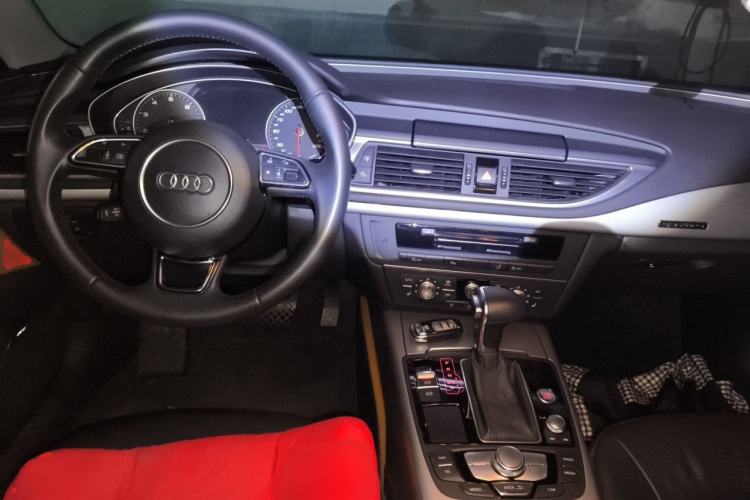 Used Audi A7 2014 35 FSI quattro Technology Edition Center Console