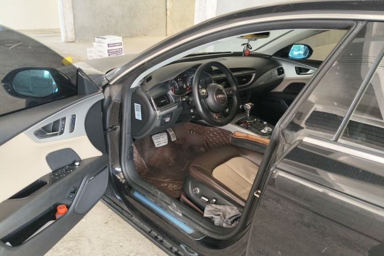 Used Audi A7 2014 35 FSI quattro Technology Edition Driver Seat