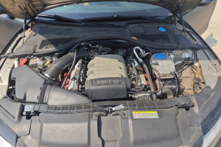 Used Audi A7 2014 35 FSI quattro Technology Edition Engine Bay