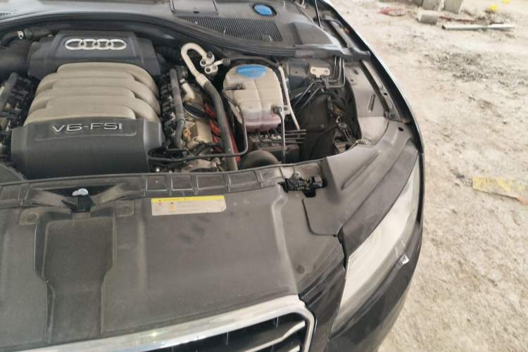 Used Audi A7 2014 35 FSI quattro Technology Edition Engine Bay Left