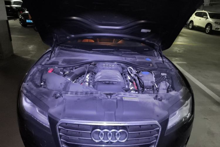 Used Audi A7 2014 35 FSI quattro Technology Edition Engine Bay