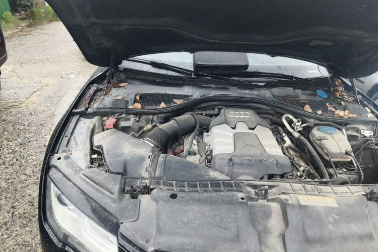 Used Audi A7 2014 50 TFSI quattro Comfort Model Engine Bay Right
