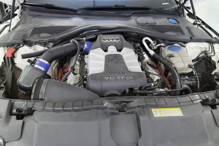 Used Audi A7 2014 50 TFSI quattro Comfort Model Engine Bay