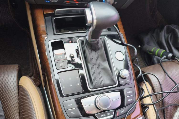 Used Audi A7 2014 50 TFSI quattro Comfort Model Gear Lever