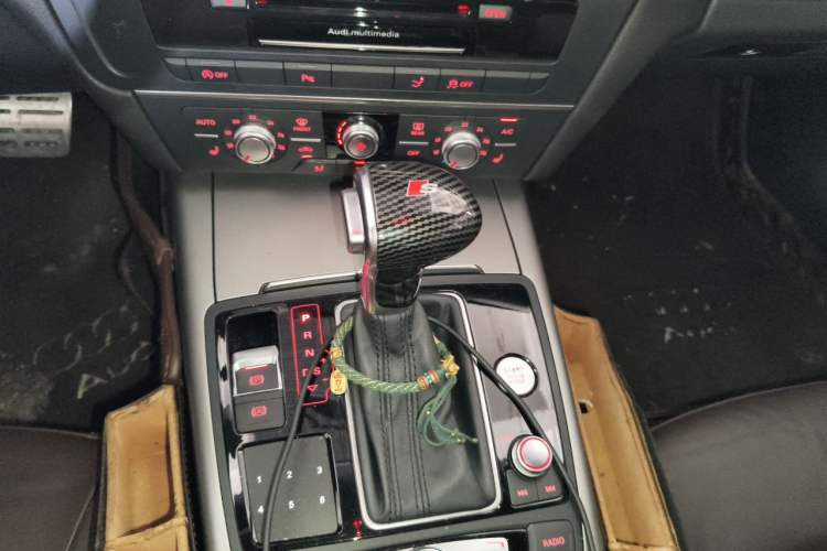Used Audi A7 2014 35 FSI quattro Technology Edition Gear Lever