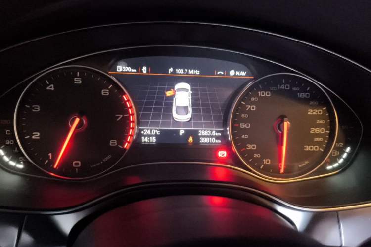 Used Audi A7 2014 35 FSI quattro Technology Edition Instrument Cluster
