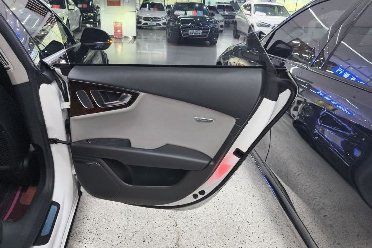 Used Audi A7 2014 50 TFSI quattro Comfort Model Interior 3