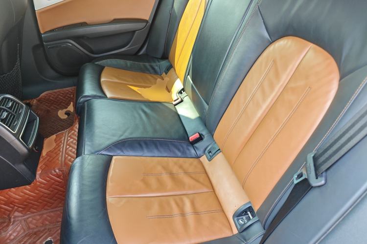 Used Audi A7 2014 35 FSI quattro Technology Edition Left Rear Seat