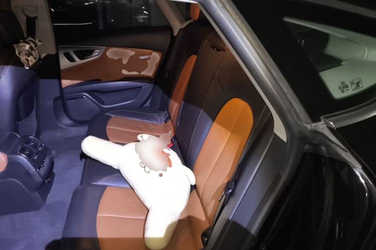 Used Audi A7 2014 35 FSI quattro Technology Edition Left Rear Seat
