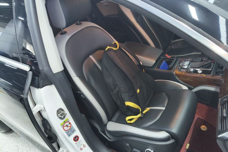 Used Audi A7 2014 50 TFSI quattro Comfort Model Right Front Seat