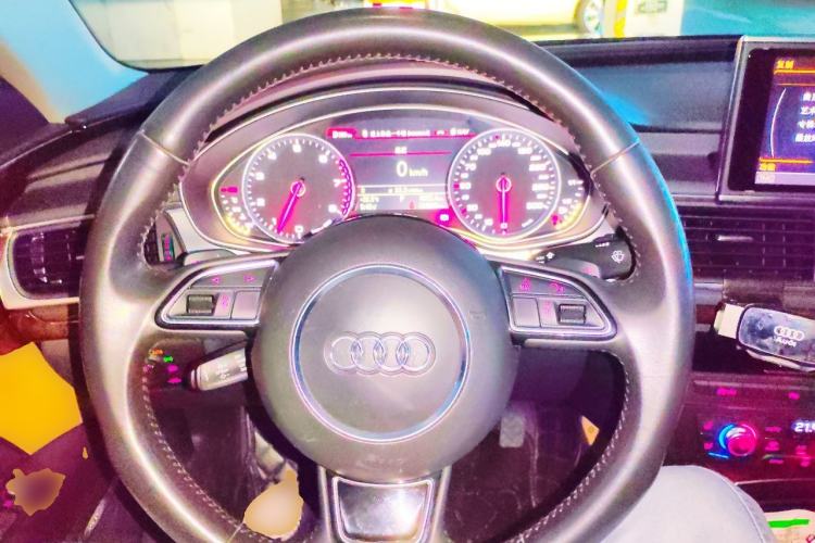 Used Audi A7 2014 50 TFSI quattro Comfort Model Steering Wheel