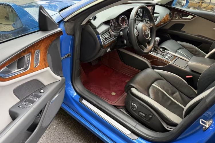 Used Audi A7 2014 50 TFSI quattro Comfort Model Interior 2