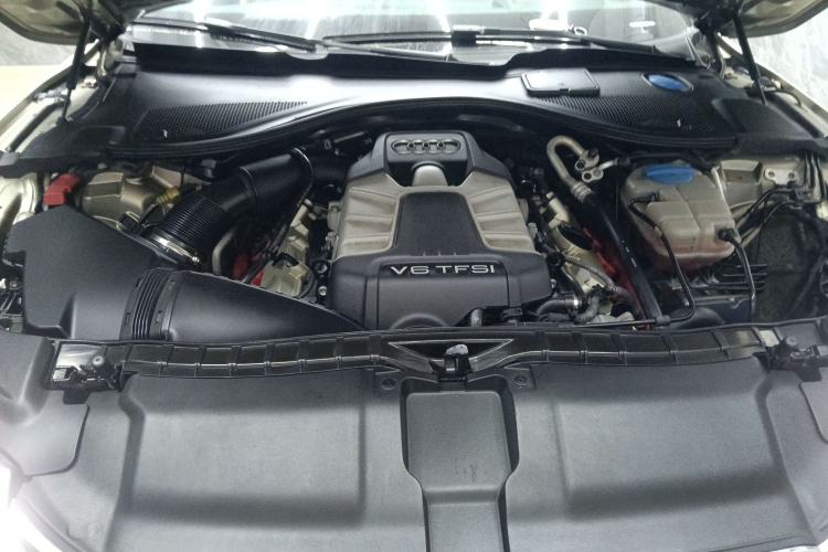 Used Audi A7 2014 50 TFSI quattro Luxury Model Engine Bay