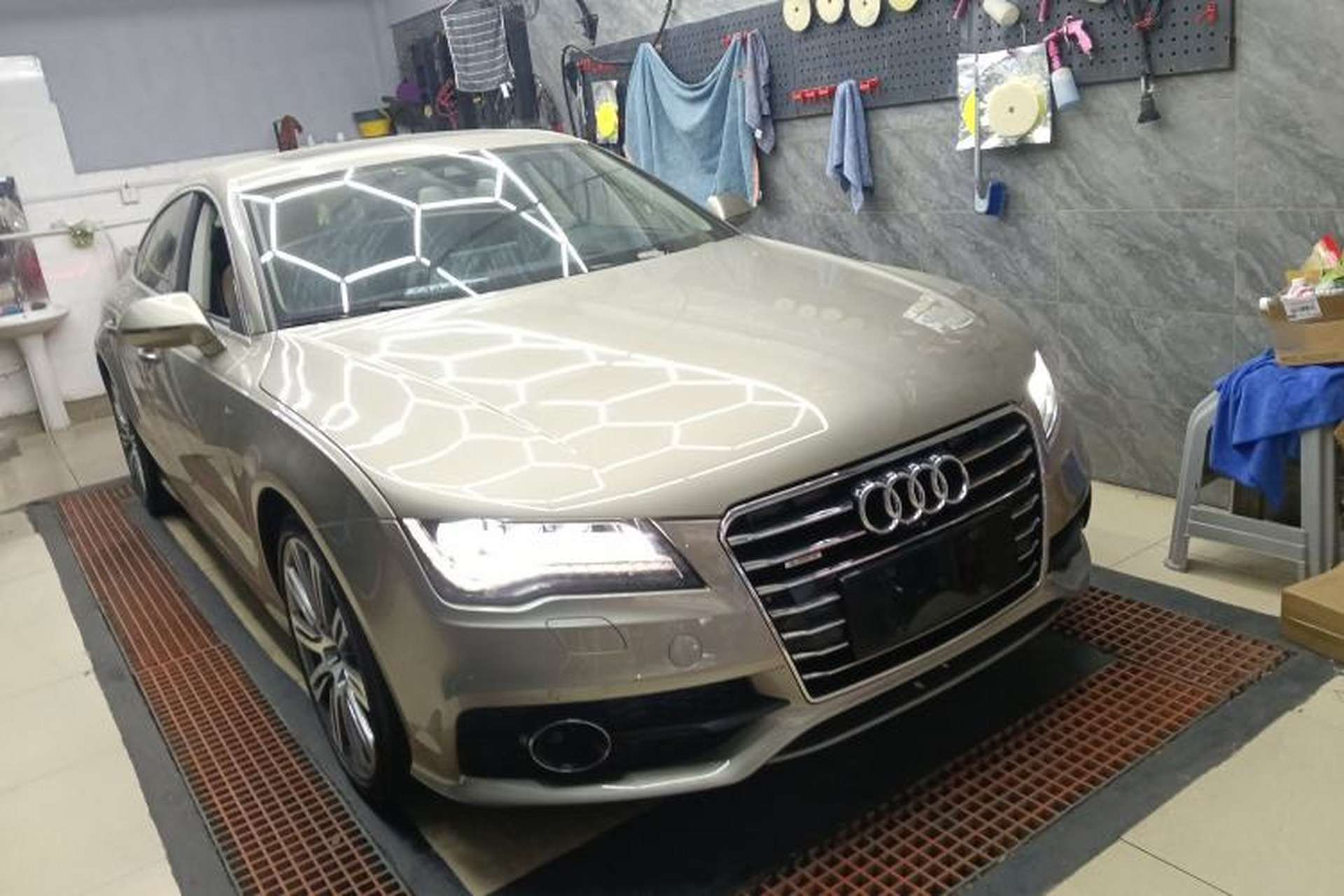 Used Audi A7 2014 50 TFSI quattro Luxury Model Exterior 2