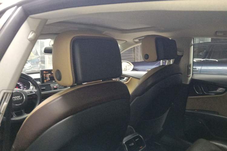 Used Audi A7 2014 50 TFSI quattro Luxury Model Headliner