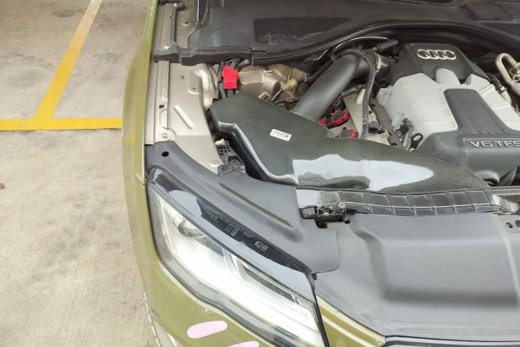 Used Audi A7 2014 50 TFSI quattro Comfort Model Engine Bay Right