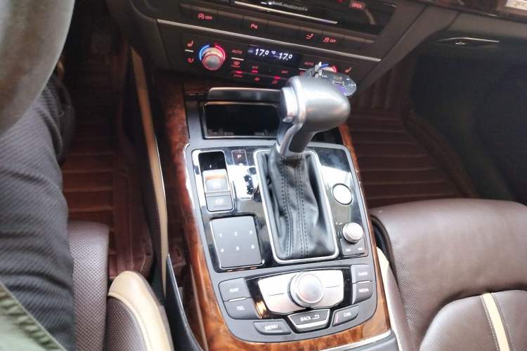 Used Audi A7 2014 50 TFSI quattro Comfort Model Gear Lever