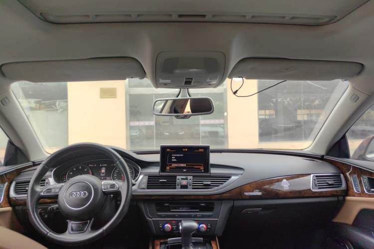 Used Audi A7 2014 50 TFSI quattro Comfort Model Headliner