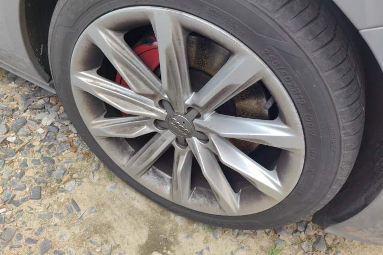 Used Audi A7 2014 50 TFSI quattro Comfort Model Right Front Wheel Hub