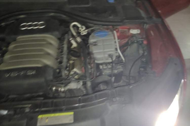Used Audi A7 2014 35 FSI quattro Technology Edition Engine Bay Left
