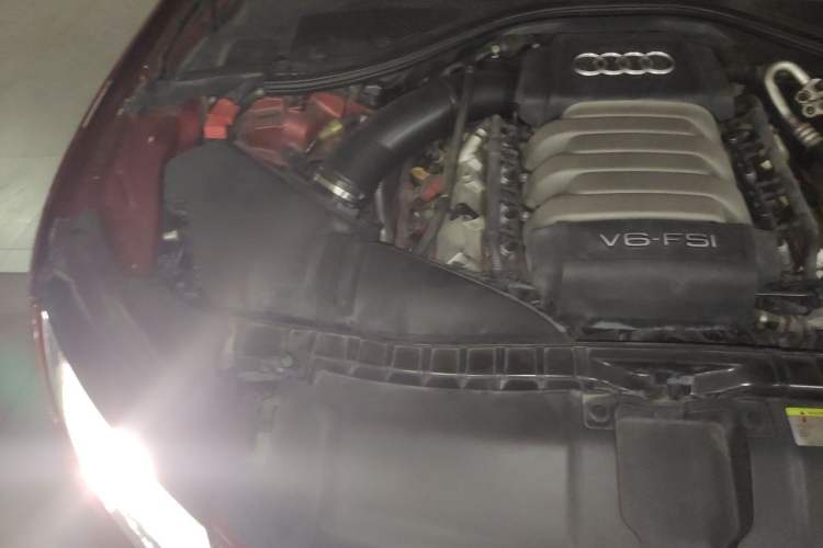 Used Audi A7 2014 35 FSI quattro Technology Edition Engine Bay Right