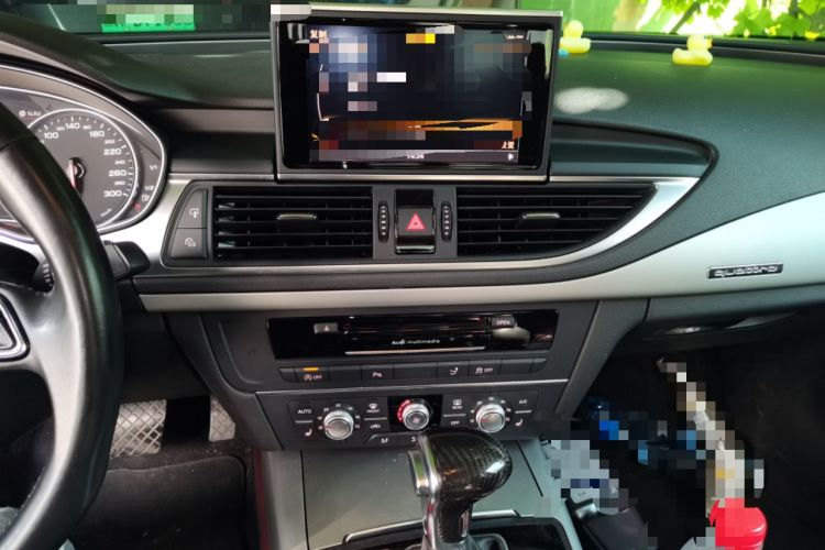 Used Audi A7 2014 35 FSI quattro Technology Edition Audio And AC Panel