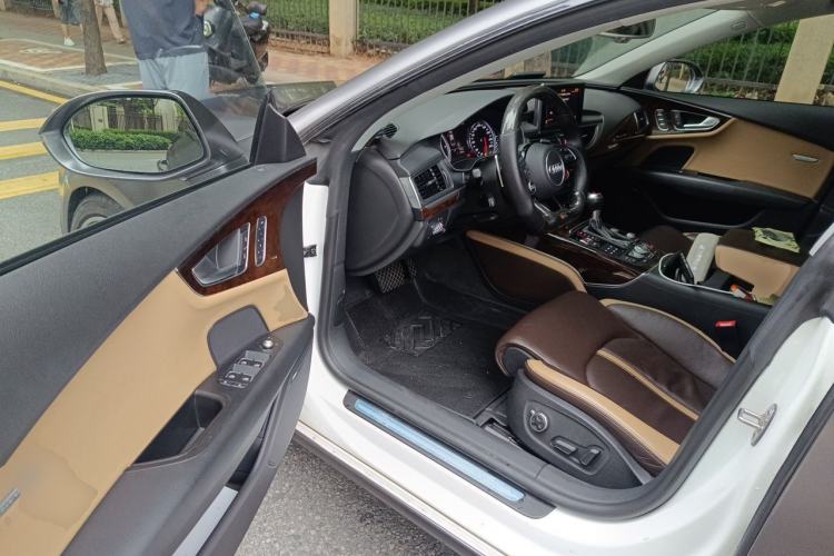 Used Audi A7 2014 50 TFSI quattro Comfort Model Driver Seat