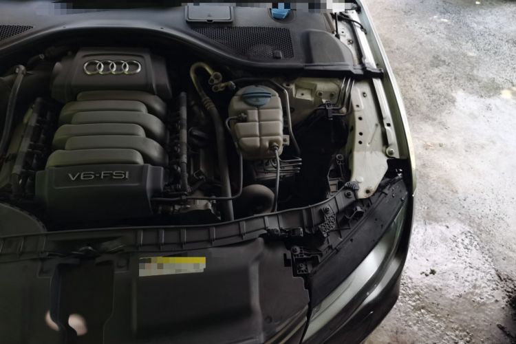 Used Audi A7 2014 35 FSI quattro Technology Edition Engine Bay Left
