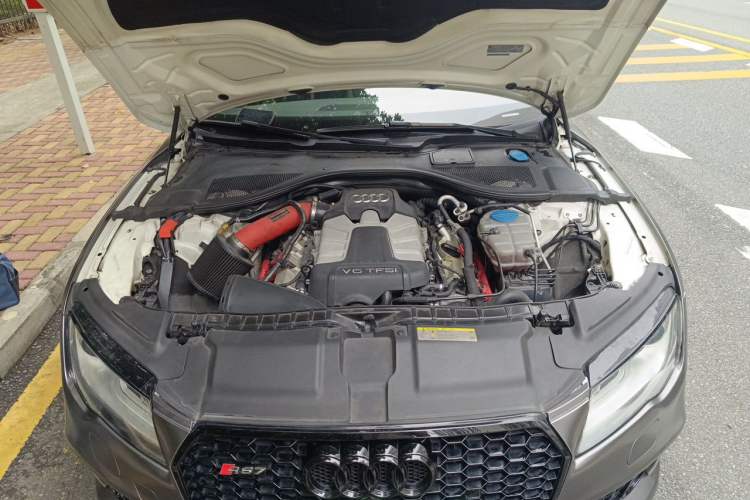 Used Audi A7 2014 50 TFSI quattro Comfort Model Engine Bay
