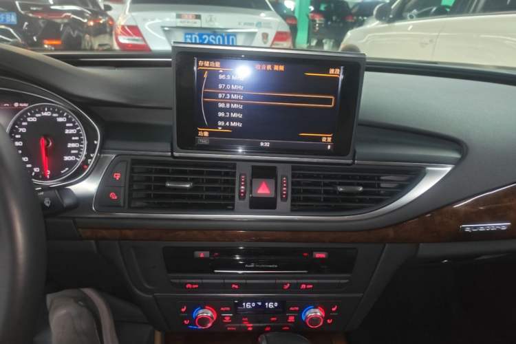 Used Audi A7 2014 50 TFSI quattro Comfort Model Audio And AC Panel