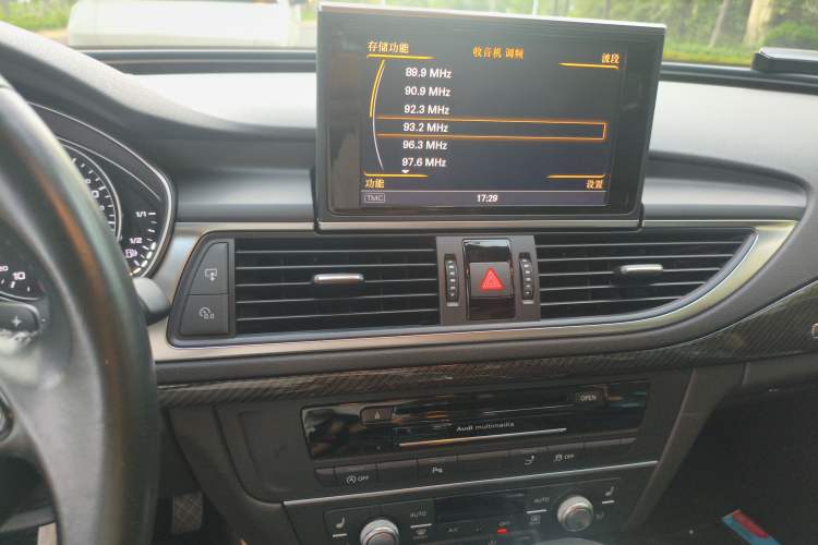 Used Audi A7 2014 50 TFSI quattro Comfort Model Audio And AC Panel