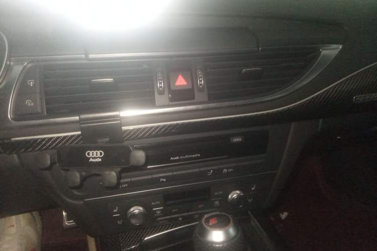 Used Audi A7 2014 50 TFSI quattro Comfort Model Audio And AC Panel
