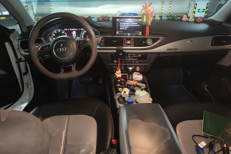 Used Audi A7 2014 35 FSI quattro Technology Edition Center Console