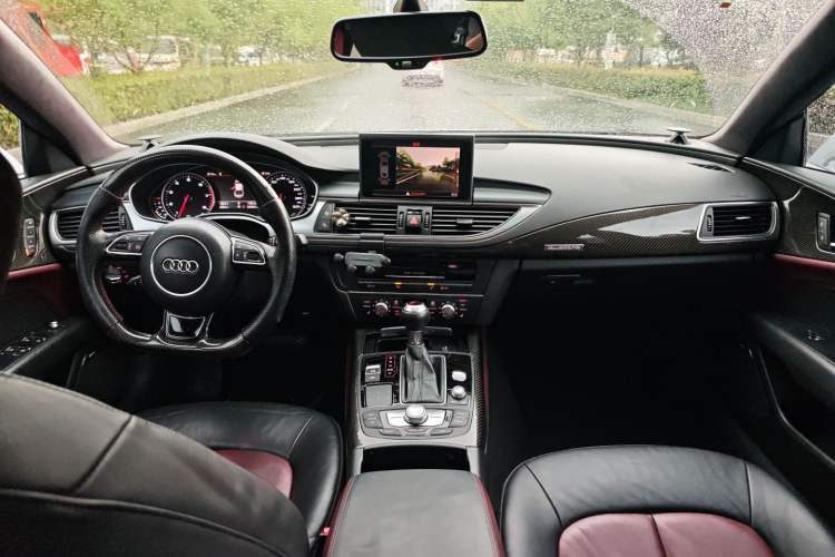 Used Audi A7 2014 35 FSI quattro Technology Edition Center Console