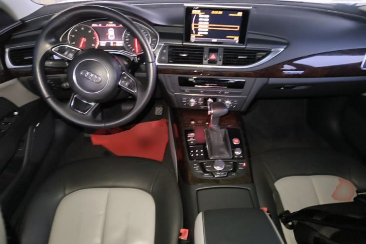Used Audi A7 2014 35 FSI quattro Technology Edition Center Console