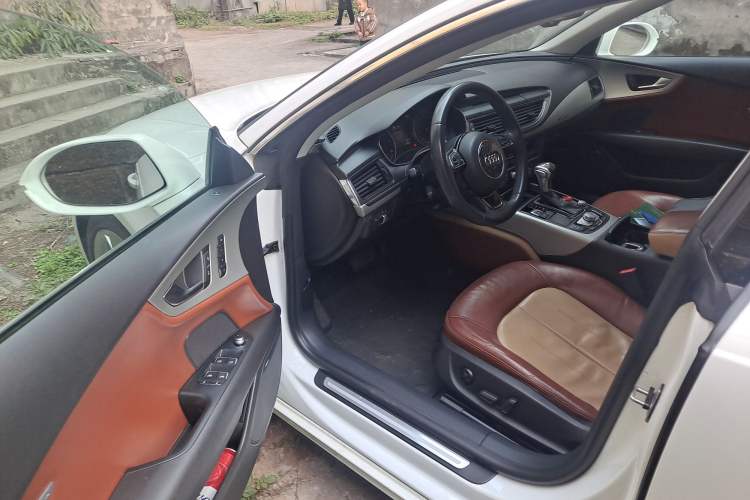 Used Audi A7 2014 35 FSI quattro Technology Edition Driver Seat