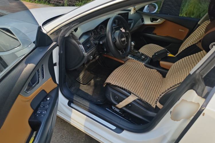 Used Audi A7 2014 35 FSI quattro Technology Edition Driver Seat
