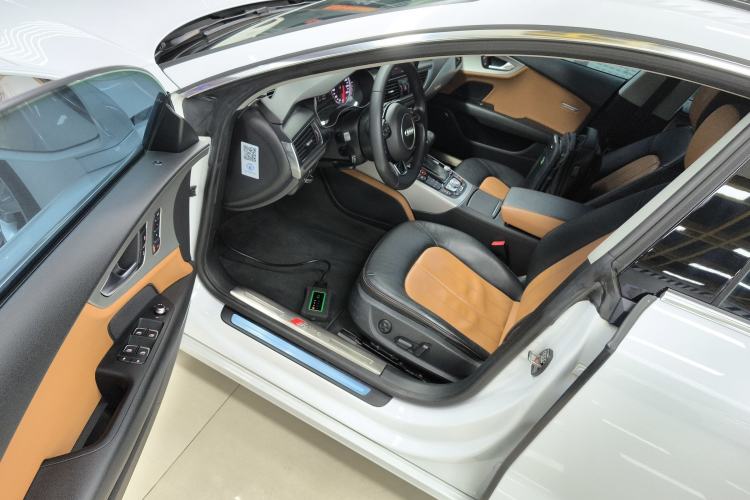 Used Audi A7 2014 35 FSI quattro Technology Edition Driver Seat