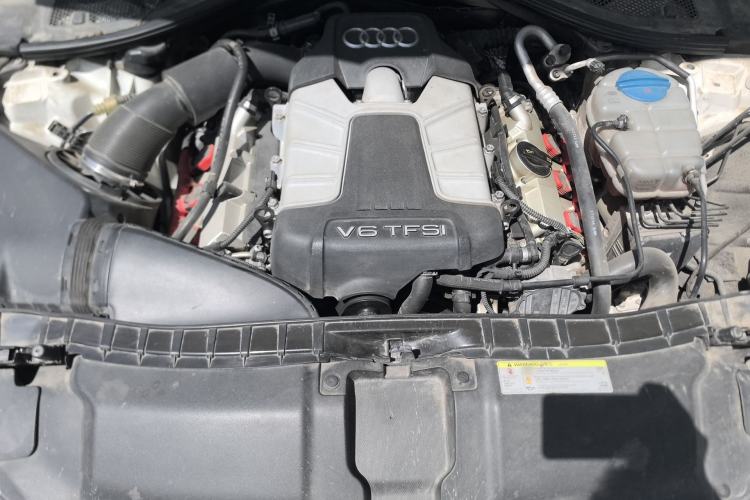 Used Audi A7 2014 50 TFSI quattro Comfort Model Engine Bay