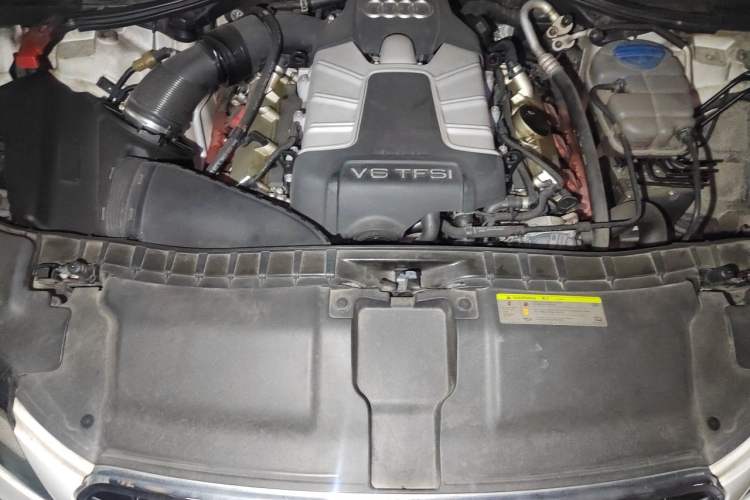 Used Audi A7 2014 50 TFSI quattro Comfort Model Engine Bay